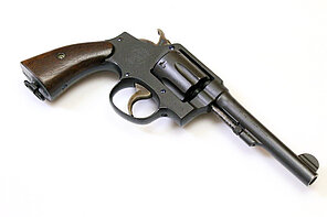 Revolver - S&W .38 Military & Police "Victory" Model (1943) "Polizei Schleswig-Holstein"