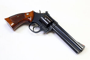 Revolver - S&W Mod. 586 (NoDash) "Distinguished Combat Magnum"