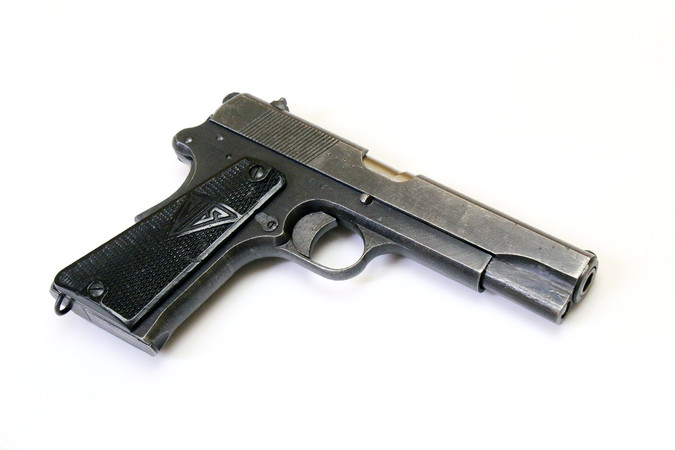 Pistole - F.B. Radom VIS vz.35 "P.35(p)" (Wehrmacht) | 9mmLuger